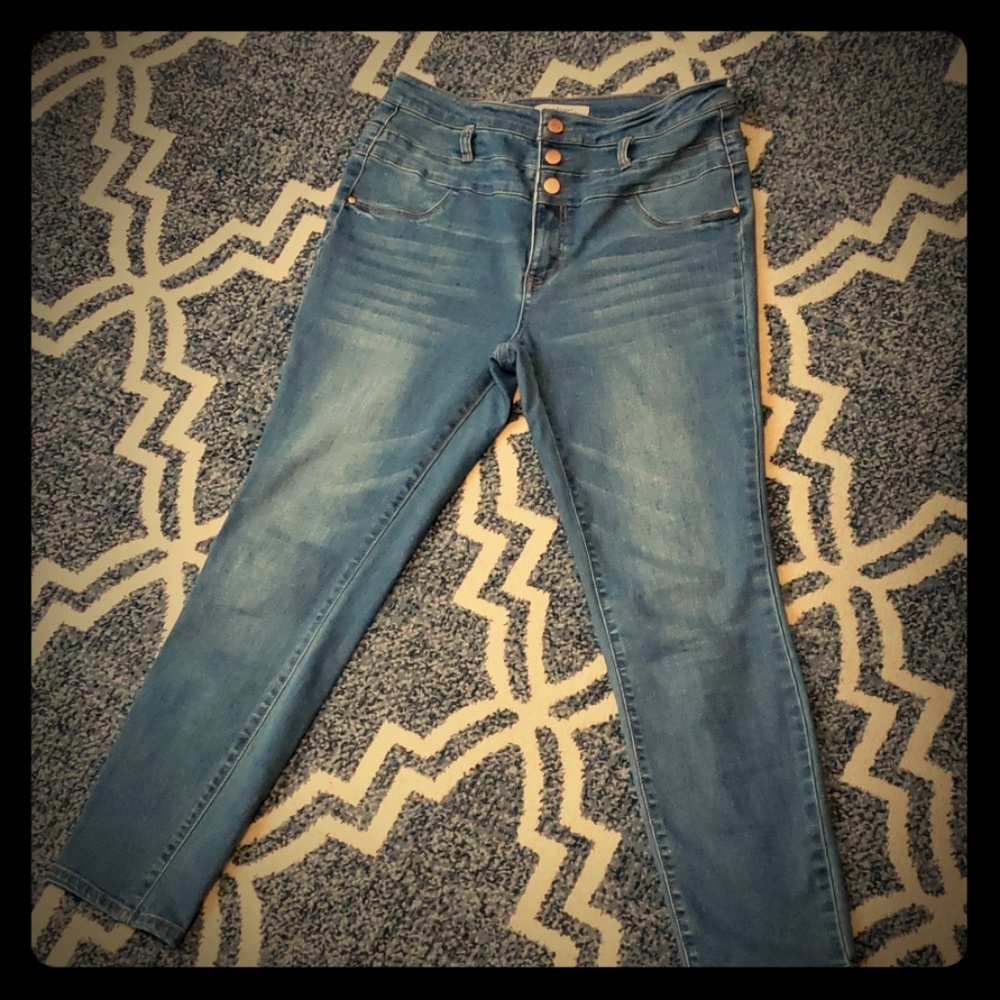 High waisted skinny jeans